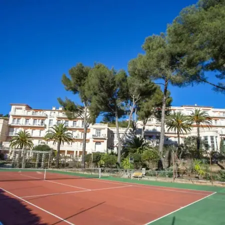 4 Personnes Copropriete Pas Frais De Menage Lägenhet Hyères